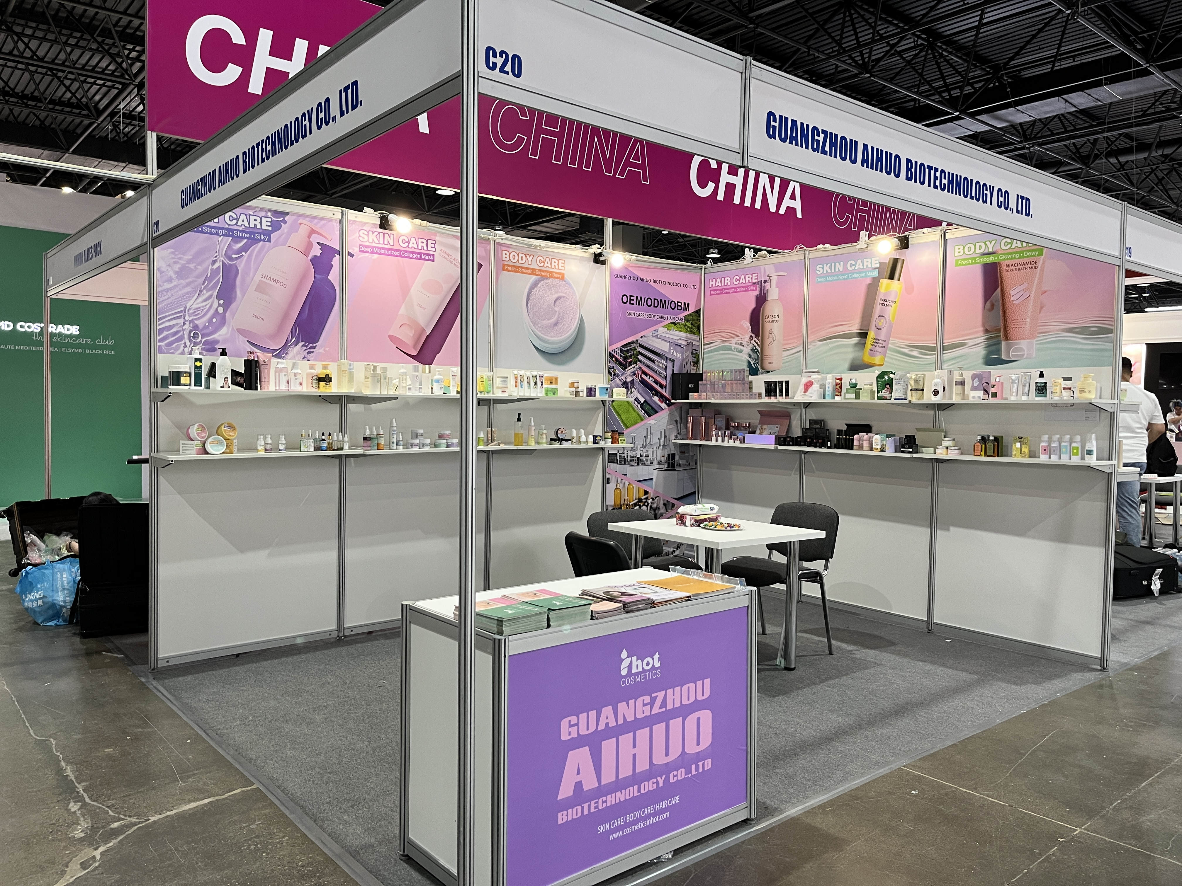 Exhibition View 3