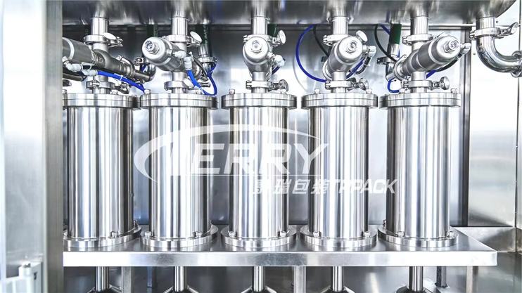Turnkey Solution Manufacturer CE Quick Changeover High Accuracy Viscousity Liquid Filling Machine for Cosmetic Daily Chemical